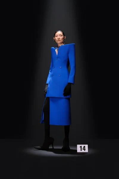 Look 14